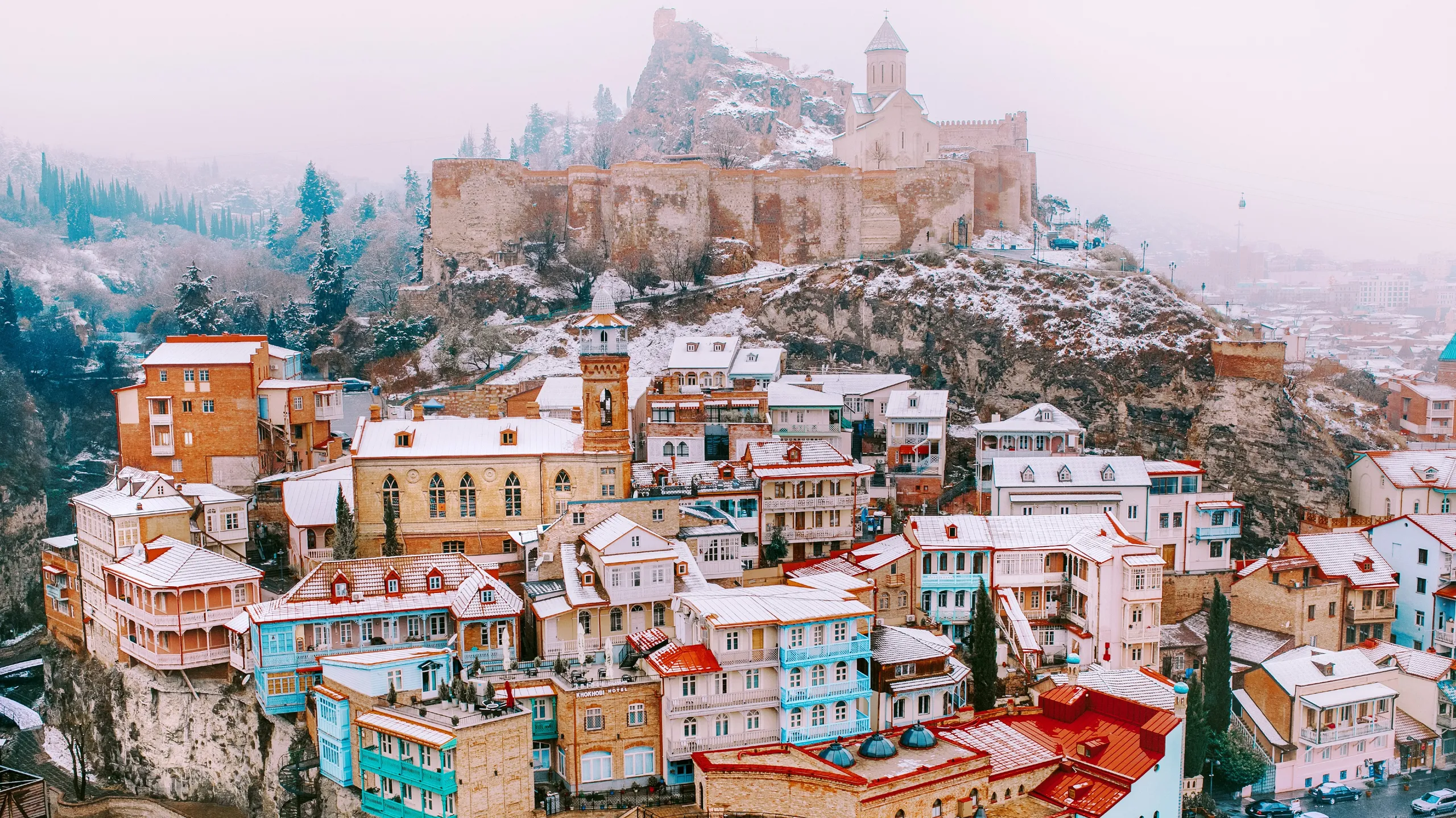 Cómo Georgia Está Aprovechando su Ubicación Estratégica para Fomentar el Comercio con Asia y Europa